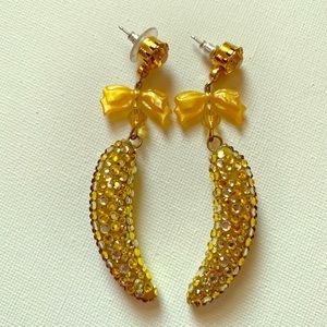 Trains Tarantino Swarovski banana earrings
